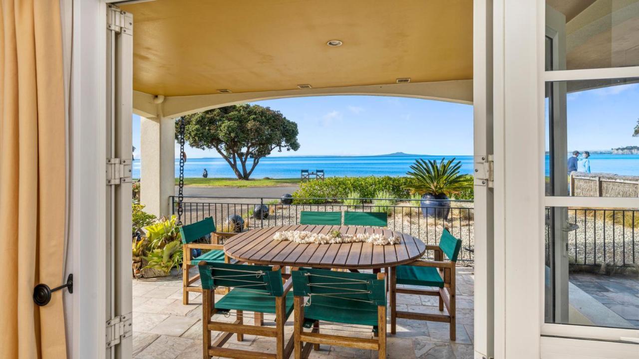 Beachfront Beauty Villa Whangaparaoa Buitenkant foto