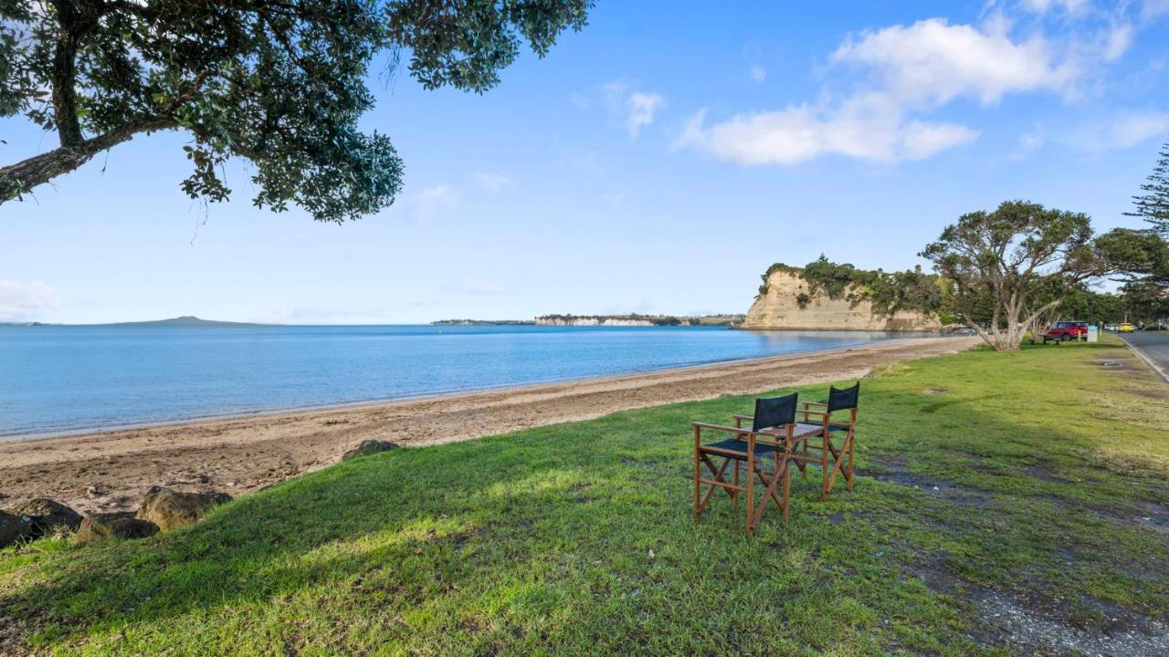 Beachfront Beauty Villa Whangaparaoa Buitenkant foto